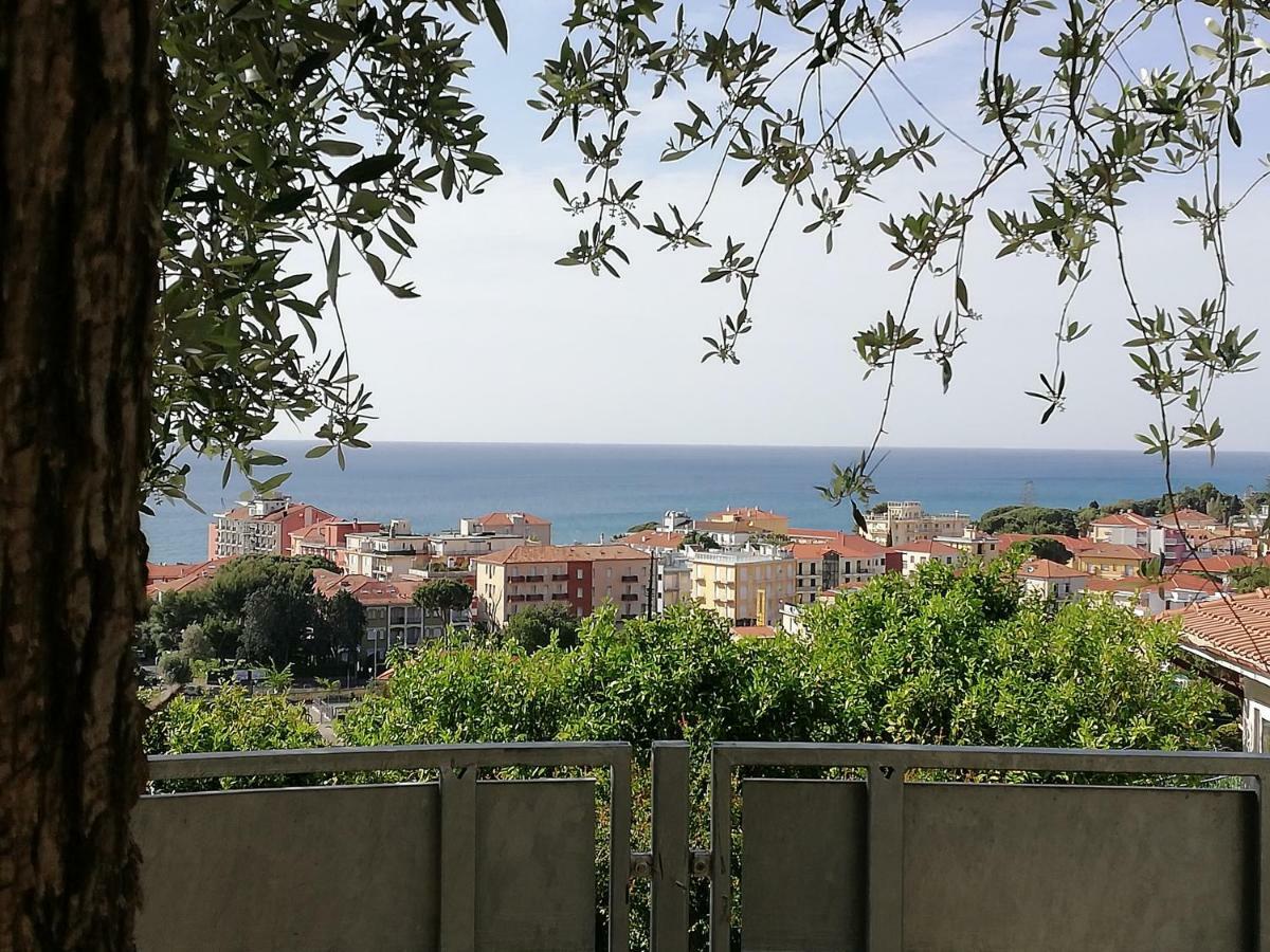Sugli Allori Diano Marina Zewnętrze zdjęcie